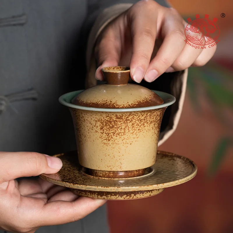 High Quality Celadon Gaiwan Gaiwan Kiln Baked Vintage Hand Brew Tea Bowl Porcelain Set Large Hand-Held Tea Bowl
High Quality Celadon Gaiwan Gaiwan Kiln Baked Vintage Hand Brew Tea Bowl Porcelain Set Large Hand-Held Tea Bowl