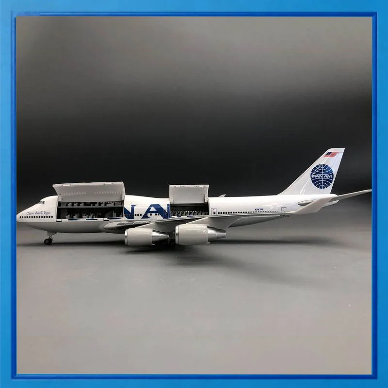 Модель самолета Pan Am Boeing 747, 47 см, со светодиодами, колесами, имитацией статического состояния, настольное украшение для авиационных коллекционеров
Модель самолета Pan Am Boeing 747, 47 см, со светодиодами, колесами, имитацией статического состояния, настольное украшение для авиационных коллекционеров