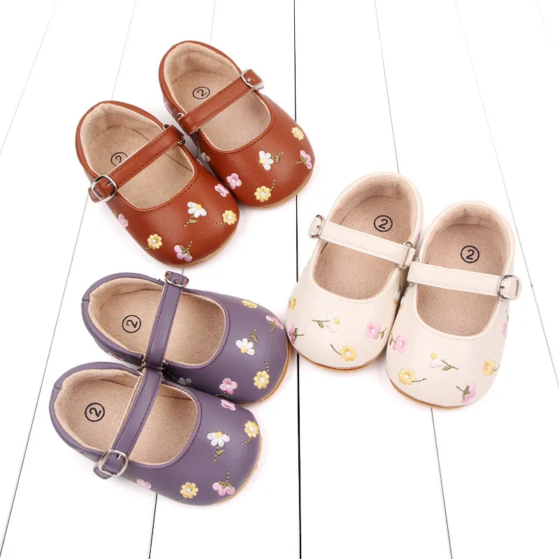 Spring and Autumn 0-1Year Old Baby Soft Soled Walking Shoes Princess Shoes Embroidered Baby Single Shoes Breathable Baby Shoes 
Spring and Autumn 0-1Year Old Baby Soft Soled Walking Shoes Princess Shoes Embroidered Baby Single Shoes Breathable Baby Shoes