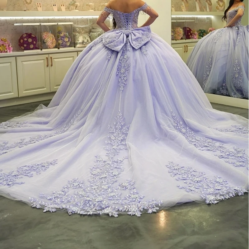 Сиреневое мексиканское женское платье для дня рождения с открытыми плечами и цветочной кружевной аппликацией с бантом, бальное платье для выпускного вечера Quinceanera 15, 16, 14, по индивидуальному заказу
Сиреневое мексиканское женское платье для дня рождения с открытыми плечами и цветочной кружевной аппликацией с бантом, бальное платье для выпускного вечера Quinceanera 15, 16, 14, по индивидуальному заказу