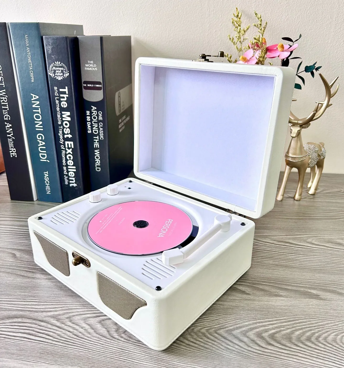 Retro Integrated CD Player with Bluetooth Speaker Function Family Deco HiFi Surround Stereo Wireless Subwoofer Music Player
Retro Integrated CD Player with Bluetooth Speaker Function Family Deco HiFi Surround Stereo Wireless Subwoofer Music Player