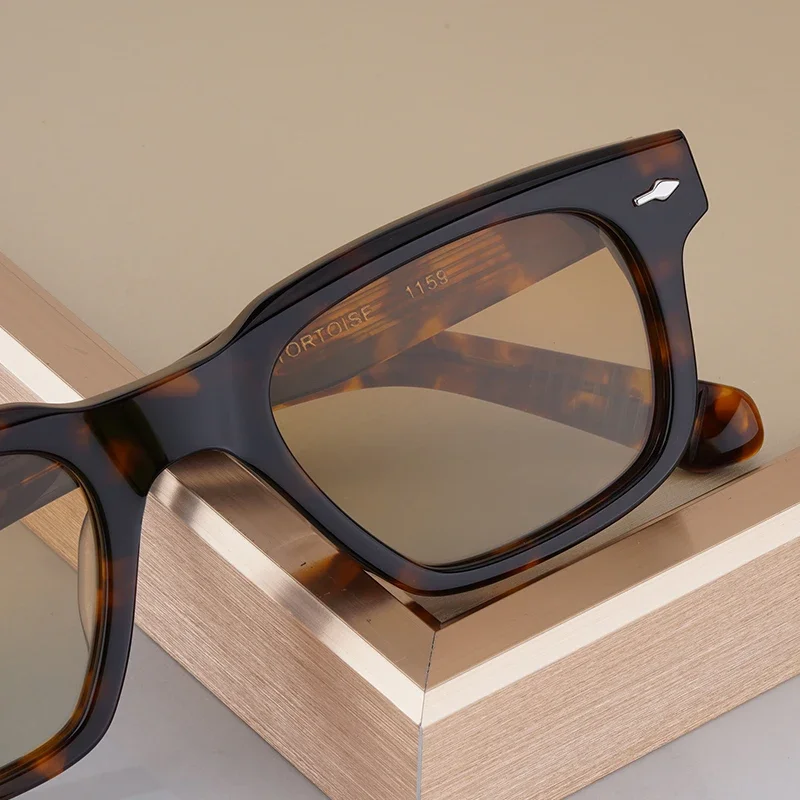 Высококачественные винтажные солнцезащитные очки из ацетата черепахи для мужчин и женщин, квадратные модные очки в японском стиле, очки для вождения и путешествий
Высококачественные винтажные солнцезащитные очки из ацетата черепахи для мужчин и женщин, квадратные модные очки в японском стиле, очки для вождения и путешествий