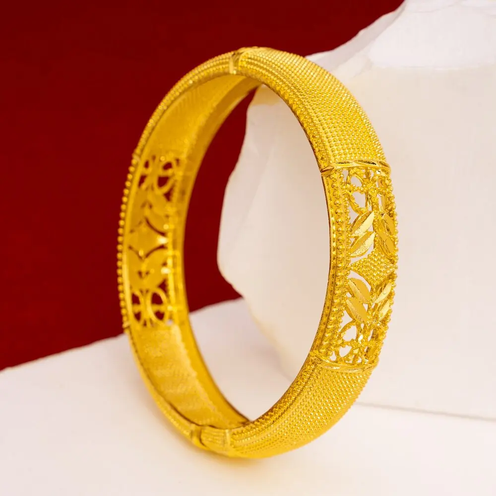 Hollow Openable Traditional Ethnic Bangle Women 24K Gold, AU999 - Hollow Craft, Easy Open, Ethnic Style Enhances Gentle Heritage
Hollow Openable Traditional Ethnic Bangle Women 24K Gold, AU999 - Hollow Craft, Easy Open, Ethnic Style Enhances Gentle Heritage