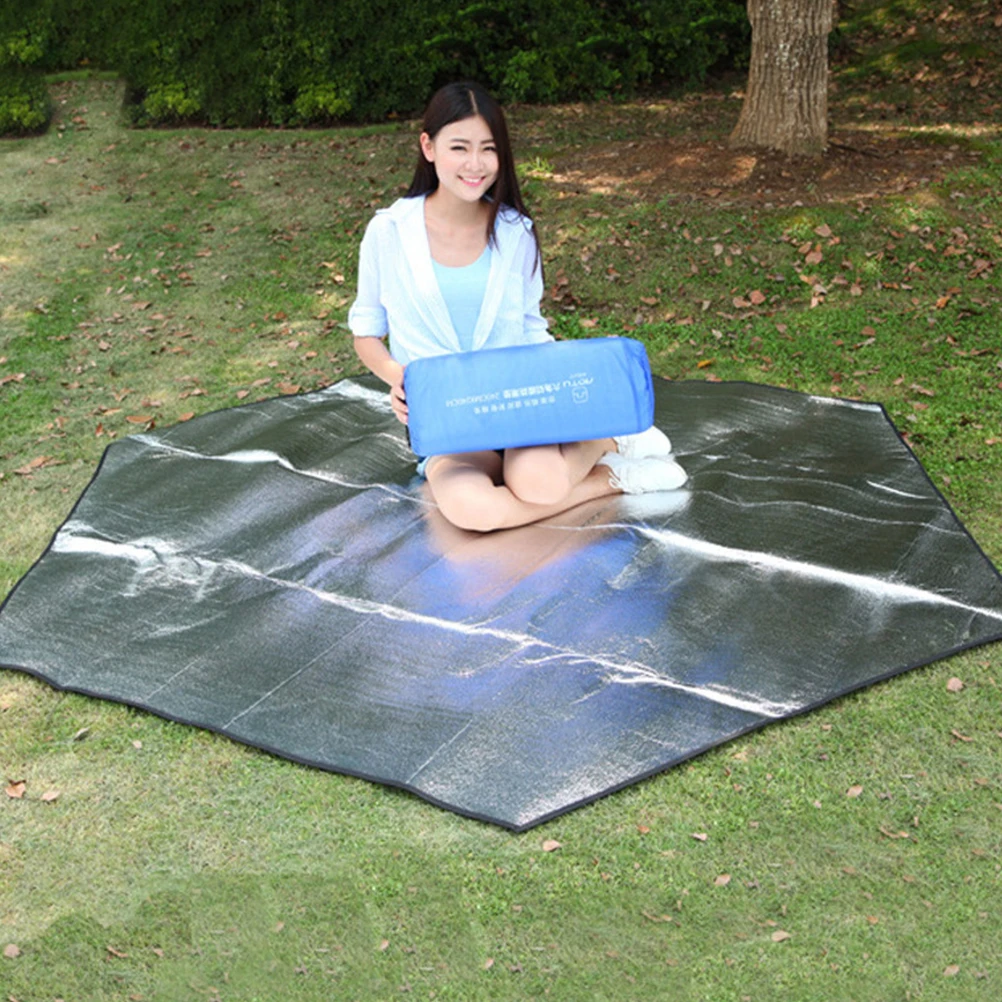 Aluminum Film EVA Camping Mat Picnic Blanket Hexagonal Design Foldable Portable Beach Tent Floor Mat Moisture Proof Heat 
Aluminum Film EVA Camping Mat Picnic Blanket Hexagonal Design Foldable Portable Beach Tent Floor Mat Moisture Proof Heat