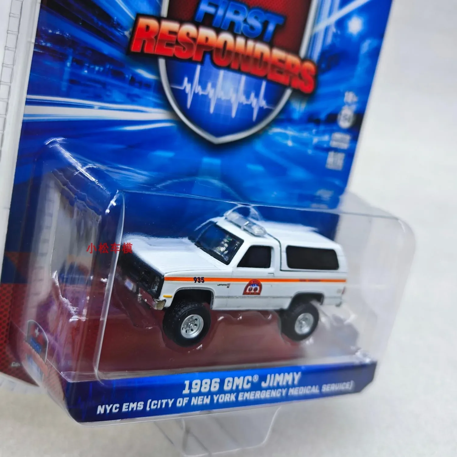 1:64 1986 GMC JIMMY NYC EMS High Simulation Alloy Car Model Collectible Toy Gift Souvenir Display Ornament
1:64 1986 GMC JIMMY NYC EMS High Simulation Alloy Car Model Collectible Toy Gift Souvenir Display Ornament