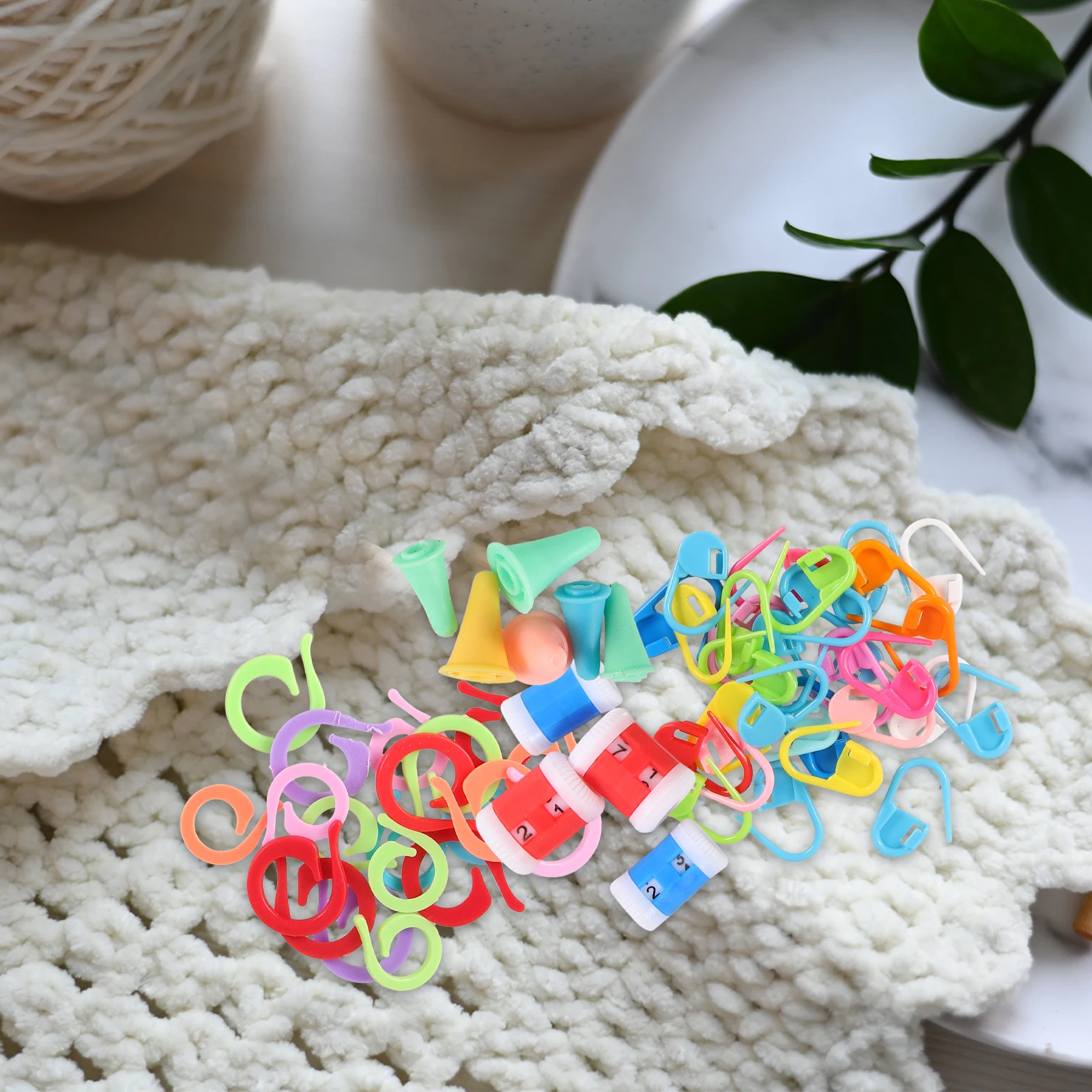 60pcs Stitch Markers Knitting Counter Crochet Locking Clips Colored DIY Tools For Hats Scarves Gloves Arts Projects Plastic
60pcs Stitch Markers Knitting Counter Crochet Locking Clips Colored DIY Tools For Hats Scarves Gloves Arts Projects Plastic