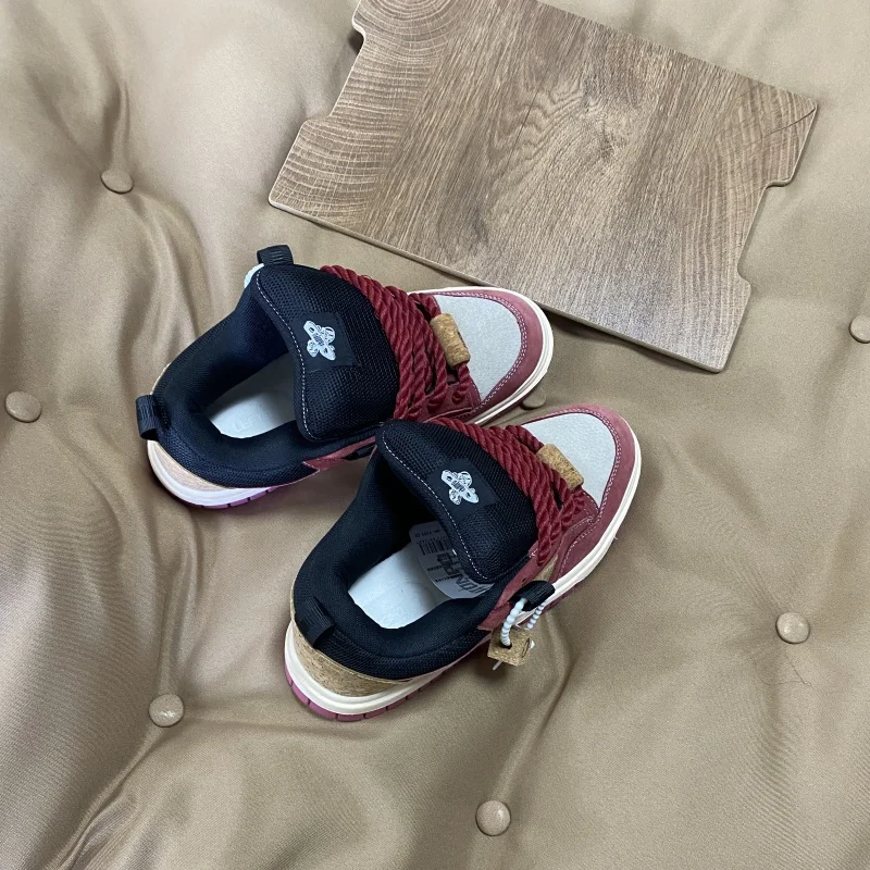 Winter Burgundy Thick-Tongue Loafers, Large Size Men's Shoes, Fashionable Casual Shoes, Breathable Trendy Shoes, Versatile Sneakers for Men
Winter Burgundy Thick-Tongue Loafers, Large Size Men's Shoes, Fashionable Casual Shoes, Breathable Trendy Shoes, Versatile Sneakers for Men