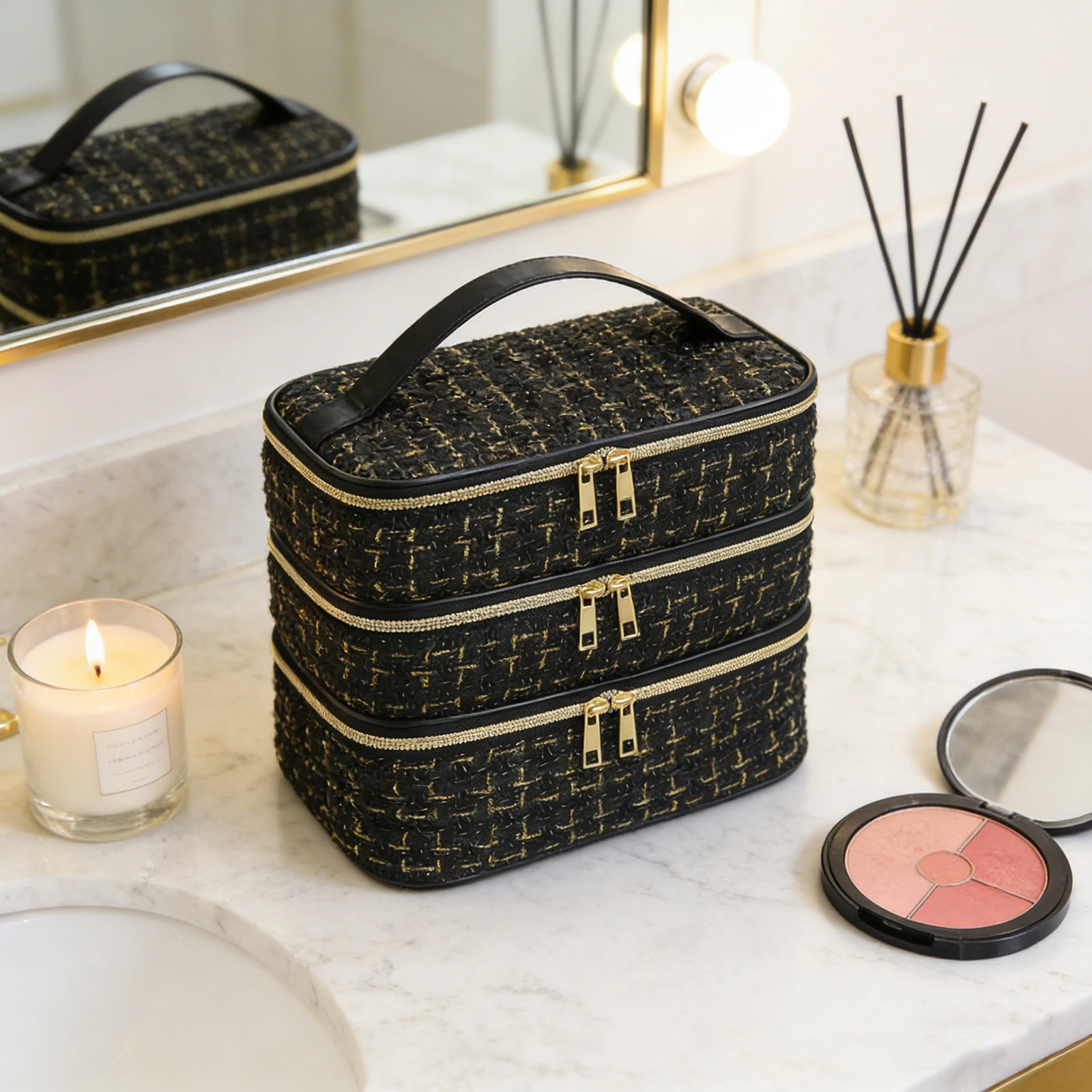 Женская косметичка большой вместимости, 3-слойная дорожная косметичка в клетку, органайзер для хранения кистей и украшений
Женская косметичка большой вместимости, 3-слойная дорожная косметичка в клетку, органайзер для хранения кистей и украшений