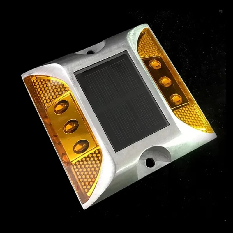 Цена производителя Высокая яркость IP68 Вспышка Светофор Светоотражающий алюминиевый светодиодный кошачий глаз Солнечная дорожная шпилька
Цена производителя Высокая яркость IP68 Вспышка Светофор Светоотражающий алюминиевый светодиодный кошачий глаз Солнечная дорожная шпилька