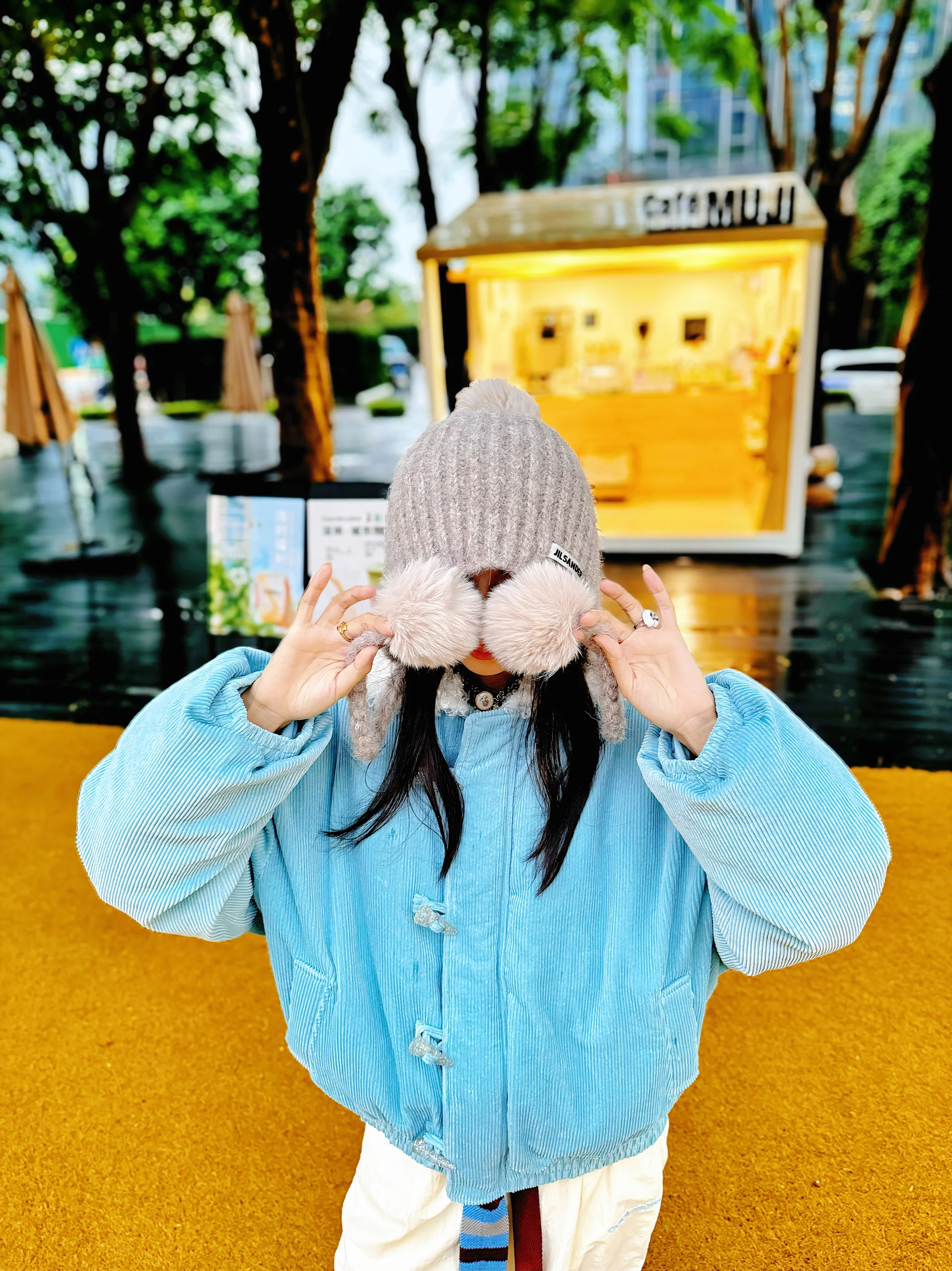 Зимняя пуховая куртка OoofYang Thiened белого цвета с большим меховым воротником, свободная, теплая, средней длины, для повседневной носки
Зимняя пуховая куртка OoofYang Thiened белого цвета с большим меховым воротником, свободная, теплая, средней длины, для повседневной носки