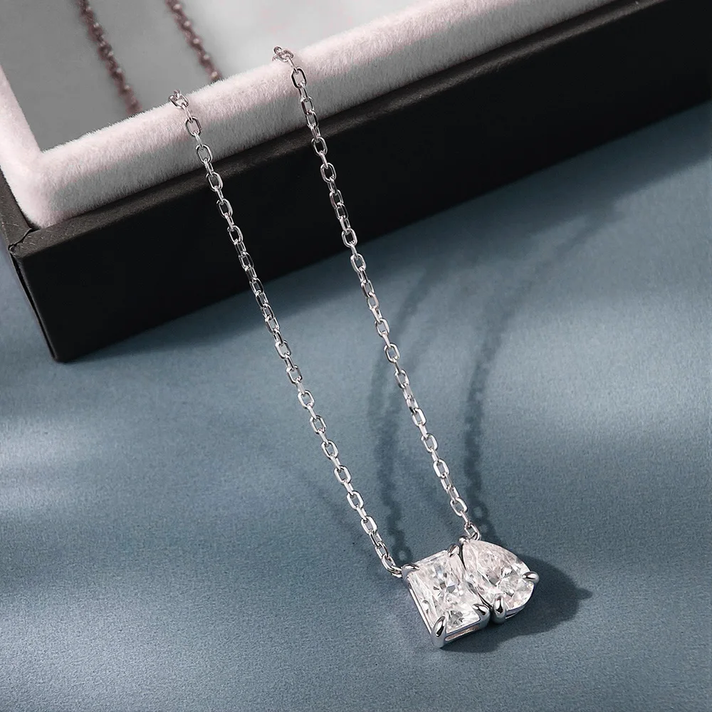 HORRIPAL D VVS1 Moissanite Necklaces for Women GRA Certified 2 Stone 925 Silver Wedding Fashion Dainty Banquet Fine Jewelry Gift
HORRIPAL D VVS1 Moissanite Necklaces for Women GRA Certified 2 Stone 925 Silver Wedding Fashion Dainty Banquet Fine Jewelry Gift