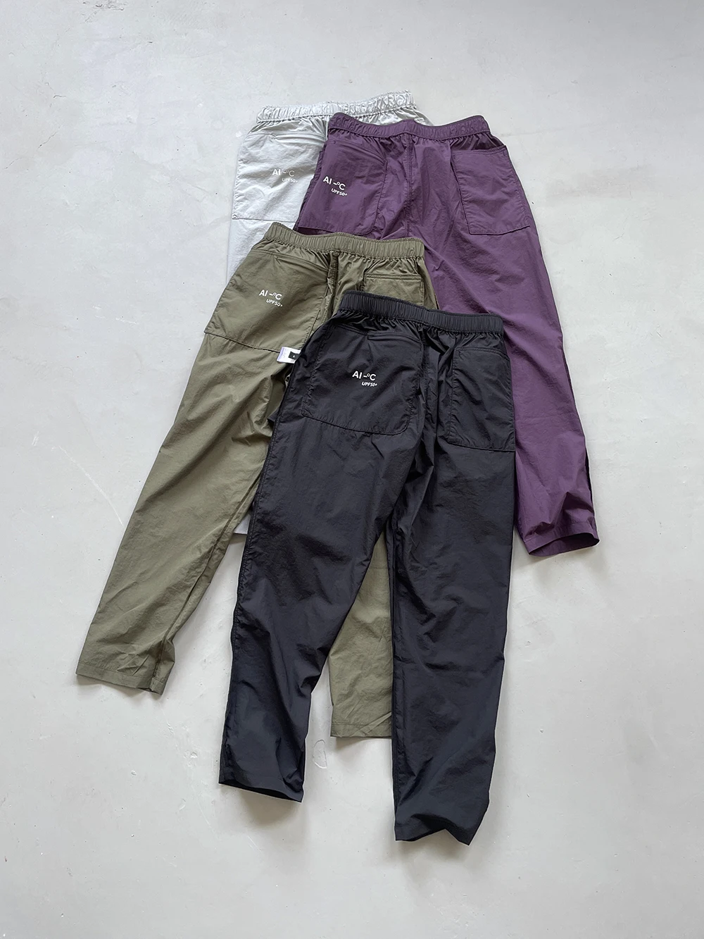 High-End Lightweight Straight Leg Men's Casual Pants Functional Summer Trousers 173 Grams City Outdoor Style Elastic Waist
High-End Lightweight Straight Leg Men's Casual Pants Functional Summer Trousers 173 Grams City Outdoor Style Elastic Waist
