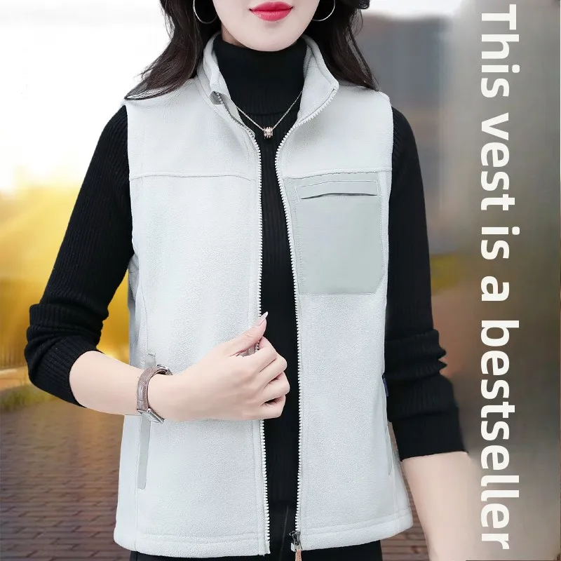 Женский жилет на флисовой подкладке, осенне-зимняя внутренняя одежда, базовый слой, новинка 2023 года, теплая верхняя одежда для мам среднего возраста, на молнии, из полиэстера
Женский жилет на флисовой подкладке, осенне-зимняя внутренняя одежда, базовый слой, новинка 2023 года, теплая верхняя одежда для мам среднего возраста, на молнии, из полиэстера