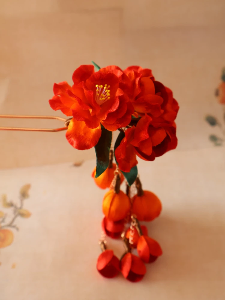 Yuzhou Velvet Plum New Chinese Style High-End Sensation Pomegranate Flower Hairpin Studio Handmade True Silk Heritage
Yuzhou Velvet Plum New Chinese Style High-End Sensation Pomegranate Flower Hairpin Studio Handmade True Silk Heritage