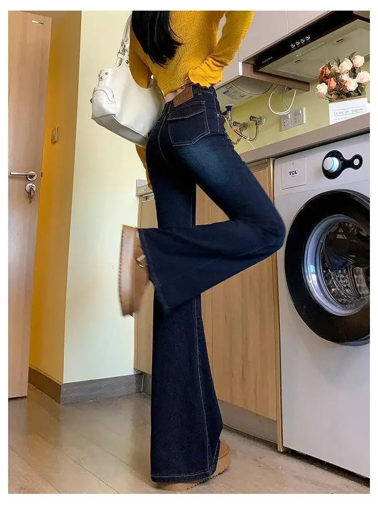 Ретро-джинсы женские с высокой талией, расклешенные, на осень-зиму, на флисовой подкладке, облегающие, эластичные, длиной до щиколотки, с эффектом «рогатых» брюк
Ретро-джинсы женские с высокой талией, расклешенные, на осень-зиму, на флисовой подкладке, облегающие, эластичные, длиной до щиколотки, с эффектом «рогатых» брюк