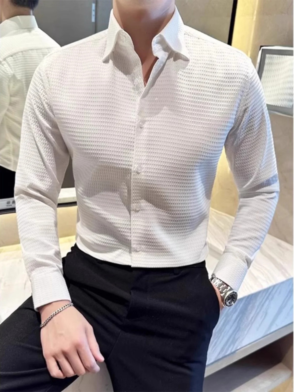 Men's Long Sleeve Shirt Slim Fit Hang Sensation Korean Version Fashionable High End Feeling Casual Plaid No Iron Needed
Men's Long Sleeve Shirt Slim Fit Hang Sensation Korean Version Fashionable High End Feeling Casual Plaid No Iron Needed