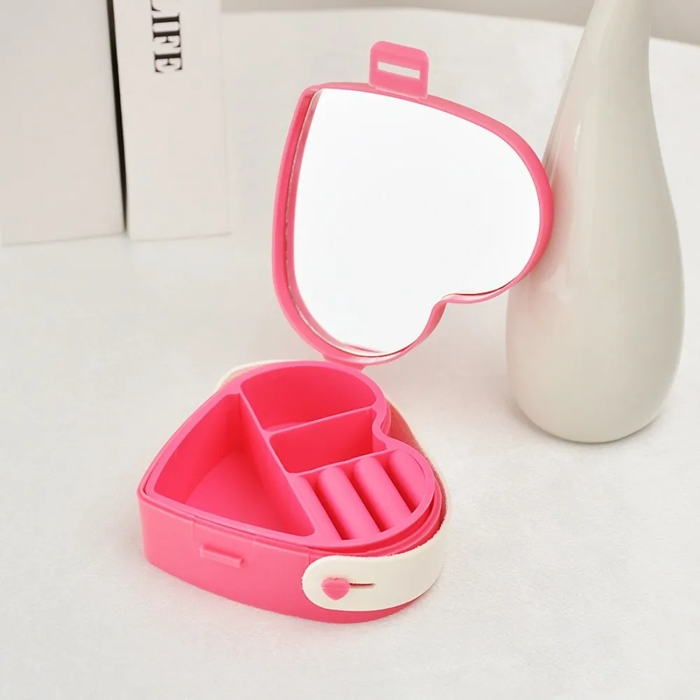 Portable Plastic Jewelry Storage Box Snap Button Heart-Shaped Travel Organizer Mini Jewelry Organizer Travel Use
Portable Plastic Jewelry Storage Box Snap Button Heart-Shaped Travel Organizer Mini Jewelry Organizer Travel Use