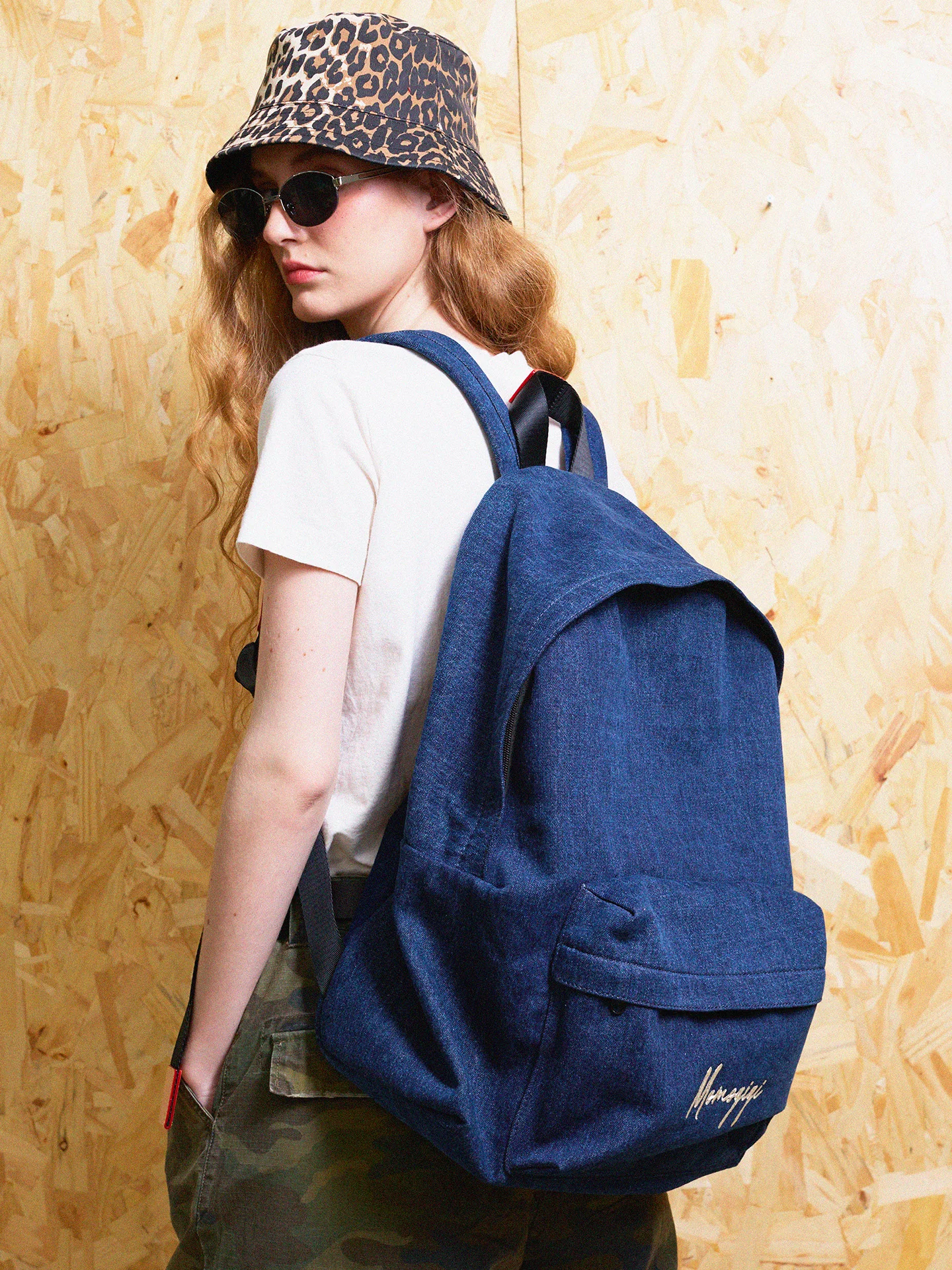 Original design, vintage washed denim embroidered backpack, large backpack
Original design, vintage washed denim embroidered backpack, large backpack