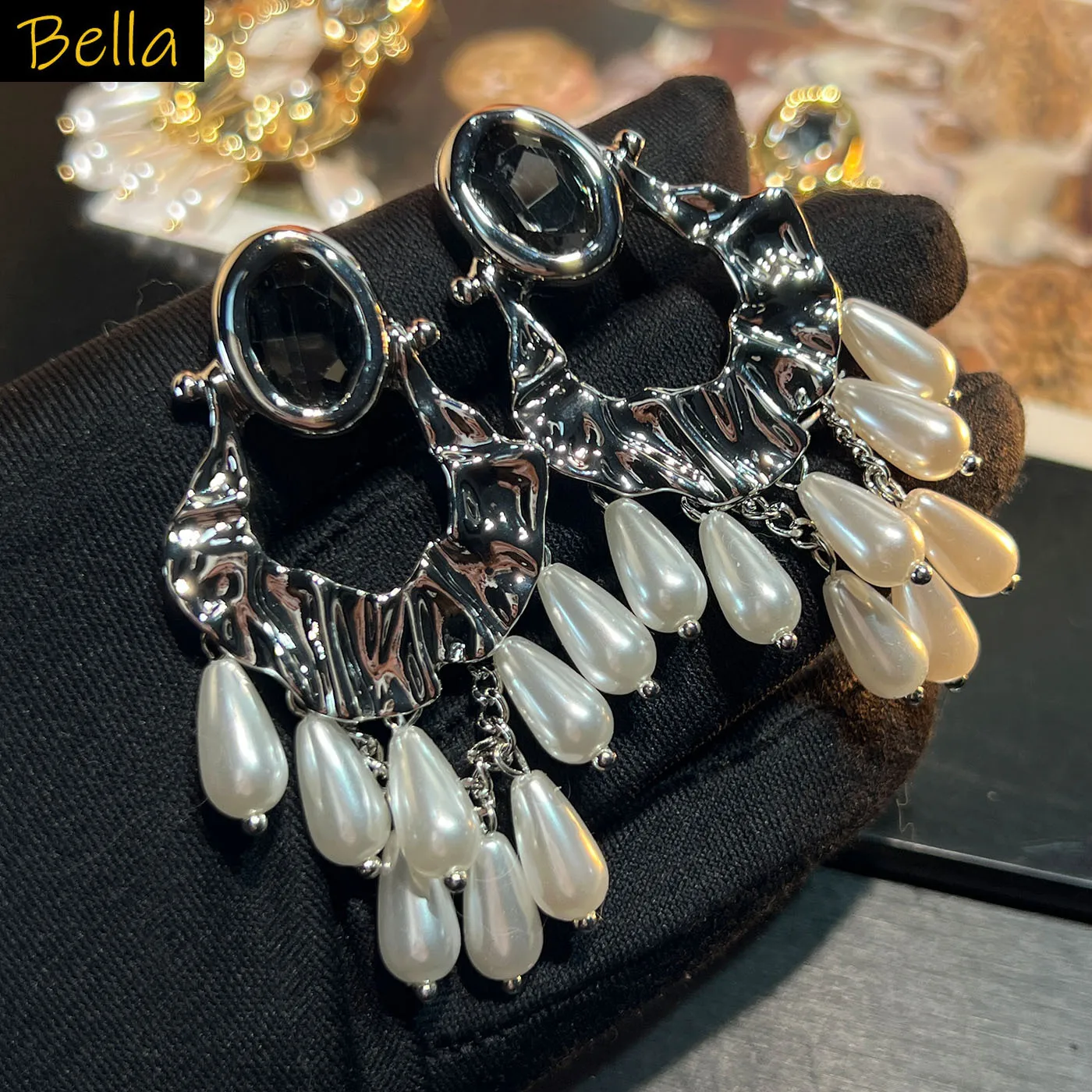Gold Silver Plated Teardrop Pearl Tassel Drop Earrings Vintage Statement Earrings for Women daily wear
Gold Silver Plated Teardrop Pearl Tassel Drop Earrings Vintage Statement Earrings for Women daily wear