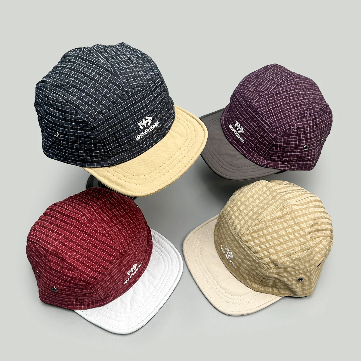 Quick-dry Embroidered Letters Baseball Hats New Men Women Plaid Sunshade Color Block Versatile Outdoor Fashion ins Peaked Caps
Quick-dry Embroidered Letters Baseball Hats New Men Women Plaid Sunshade Color Block Versatile Outdoor Fashion ins Peaked Caps
