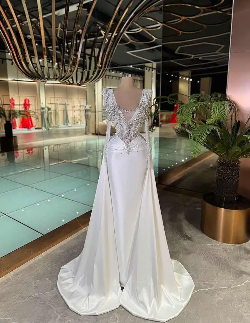 Gorgeous Crystal Sequin Wedding Dress Long Sleeve Sweep Train Satin Mermaid Formal Bridal Gown Vestido De Novia Customized
Gorgeous Crystal Sequin Wedding Dress Long Sleeve Sweep Train Satin Mermaid Formal Bridal Gown Vestido De Novia Customized