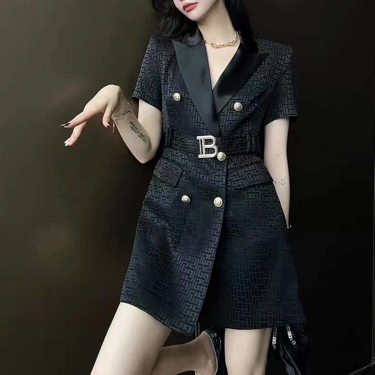21147 High Quality Summer New Style Fashion Texture Acetate Short Sleeve Slimming Temperament Commuter Women Suit Dress
21147 High Quality Summer New Style Fashion Texture Acetate Short Sleeve Slimming Temperament Commuter Women Suit Dress