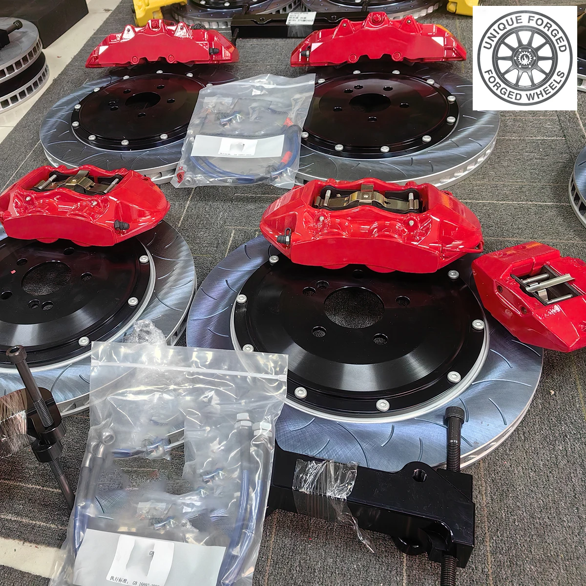 26 Style Racing 8 Piston Red Drilled Slotted for Ghibli Levante MC20 GT
26 Style Racing 8 Piston Red Drilled Slotted for Ghibli Levante MC20 GT