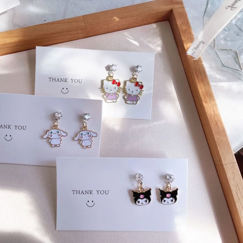 Creative cartoon Sanrio cinnamoroll kuromi HelloKitty new cute student fashion small exquisite versatile earring accessories
Creative cartoon Sanrio cinnamoroll kuromi HelloKitty new cute student fashion small exquisite versatile earring accessories