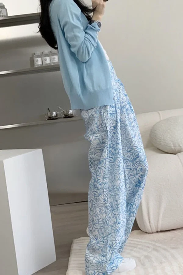 Summer Thin Blue Casual Pants, Wide Leg Pants for Women, 2025 New High Waisted Versatile Straight Leg Loose and Slimming Pants
Summer Thin Blue Casual Pants, Wide Leg Pants for Women, 2025 New High Waisted Versatile Straight Leg Loose and Slimming Pants
