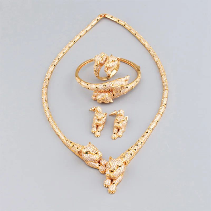 Fashion Double Leopard Titanium Micro-Inlaid AAA Zircon Earrings Ring Necklace Bracelet Luxury Animal Suit.
Fashion Double Leopard Titanium Micro-Inlaid AAA Zircon Earrings Ring Necklace Bracelet Luxury Animal Suit.