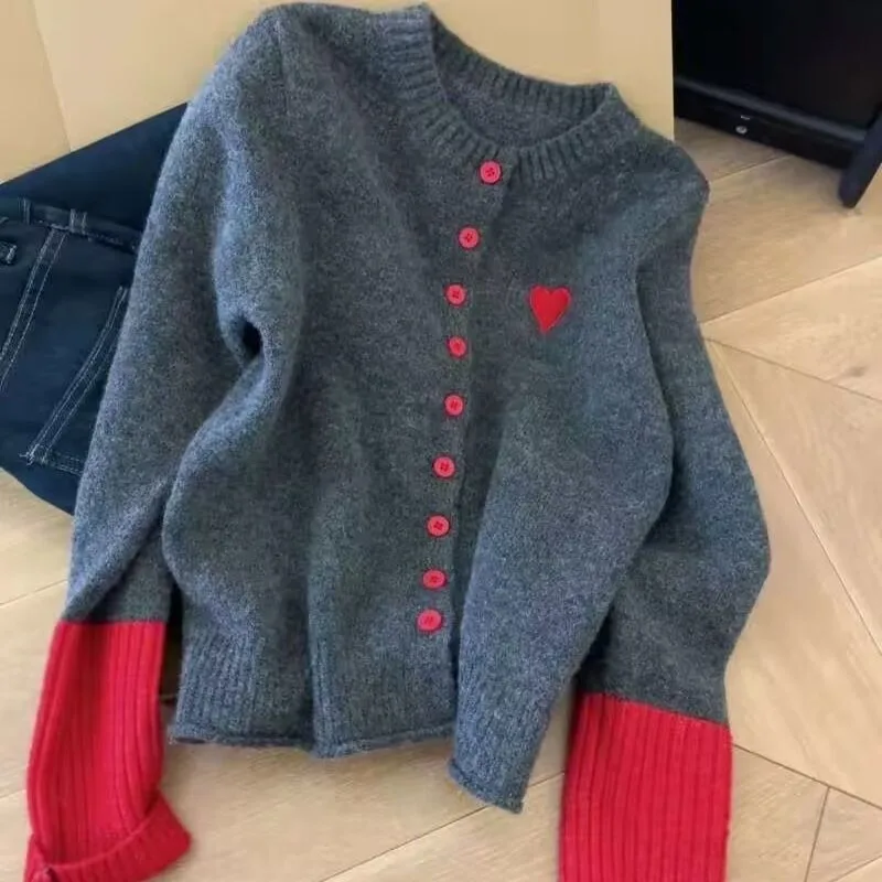 Women's Fairy Autumn Winter Cardigan Knit Sweater Color Collision Inner High Soft Comfortable Niche Versatile Slim Retro Trend
Women's Fairy Autumn Winter Cardigan Knit Sweater Color Collision Inner High Soft Comfortable Niche Versatile Slim Retro Trend