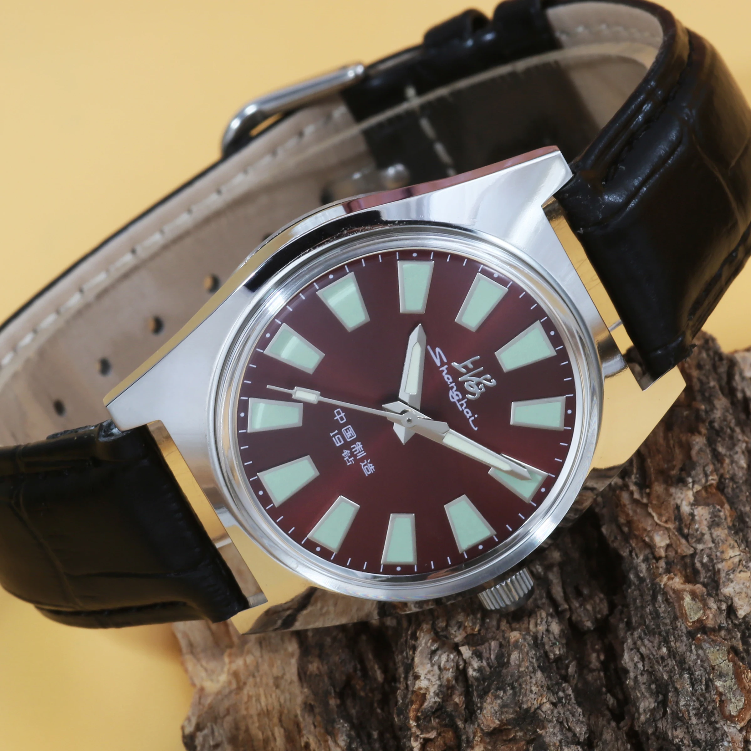 Chinese Style Men's Watch Wholesale Shanghai 36mm 7120 Waterproof Retro Mechanical Strap with Manual Winding Function
Chinese Style Men's Watch Wholesale Shanghai 36mm 7120 Waterproof Retro Mechanical Strap with Manual Winding Function