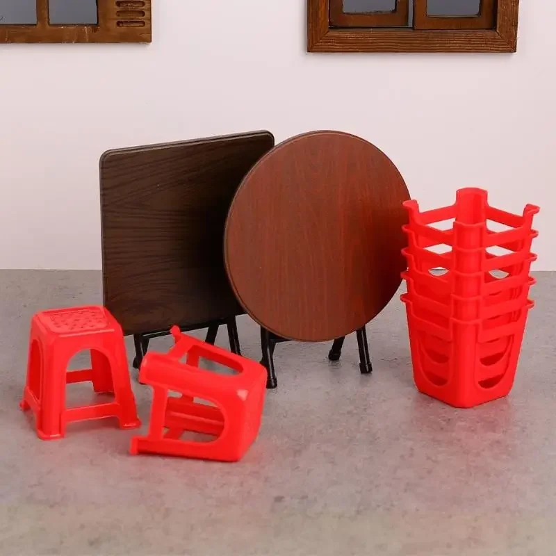 1/12 миниатюрный обеденный стол, комплект мебели для кукольного домика с красными табуретками для реалистичной комнаты, кухонная
1/12 миниатюрный обеденный стол, комплект мебели для кукольного домика с красными табуретками для реалистичной комнаты, кухонная