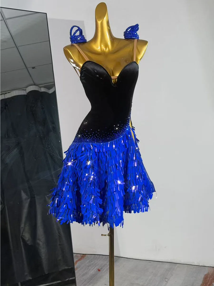 blue Personalized Fringe Latin Dress – Custom Ballroom Latin Outfit with Rhinestone Embellishment for Stage Dancers
blue Personalized Fringe Latin Dress – Custom Ballroom Latin Outfit with Rhinestone Embellishment for Stage Dancers