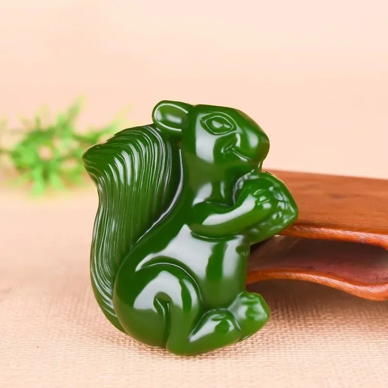 Natural Green Hand Carved Squirrel Jade Pendant Fashion Boutique Jewelry Men's and Women's Little Squirrel Necklace Gift
Natural Green Hand Carved Squirrel Jade Pendant Fashion Boutique Jewelry Men's and Women's Little Squirrel Necklace Gift
