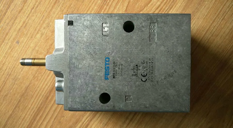 FESTO Festo, Dual Electronically Controlled Solenoid Valve JMFH-5/2-D-3-C 151871 Spot
FESTO Festo, Dual Electronically Controlled Solenoid Valve JMFH-5/2-D-3-C 151871 Spot