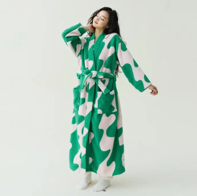 New Arrival Sleepwear Robes Thickened Flannel Robe Pants Pajamas Set Couple Coral Velvet Bathrobe Striped Lengthed Home Clothes
New Arrival Sleepwear Robes Thickened Flannel Robe Pants Pajamas Set Couple Coral Velvet Bathrobe Striped Lengthed Home Clothes