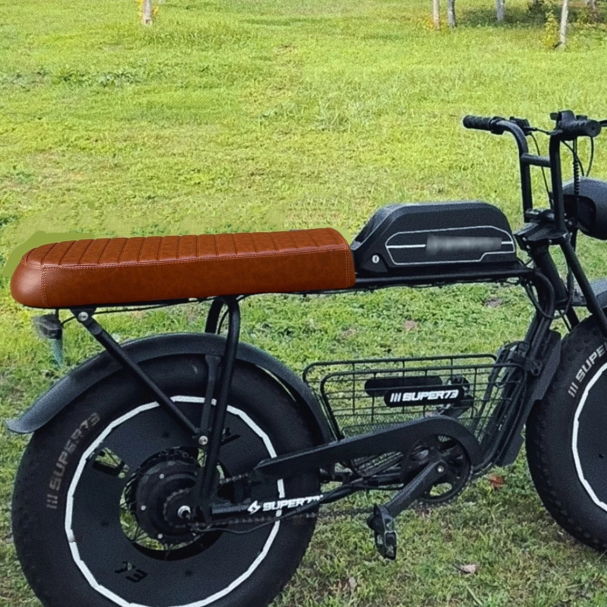 Motorcycle electric bicycle saddle integrated sponge leather seat cushion wooden reinforced flat replacement 59cm long seat
Motorcycle electric bicycle saddle integrated sponge leather seat cushion wooden reinforced flat replacement 59cm long seat