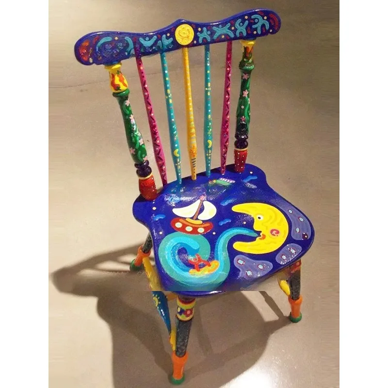 Dopamine childlike hand-painted design single chair high backrest
Dopamine childlike hand-painted design single chair high backrest