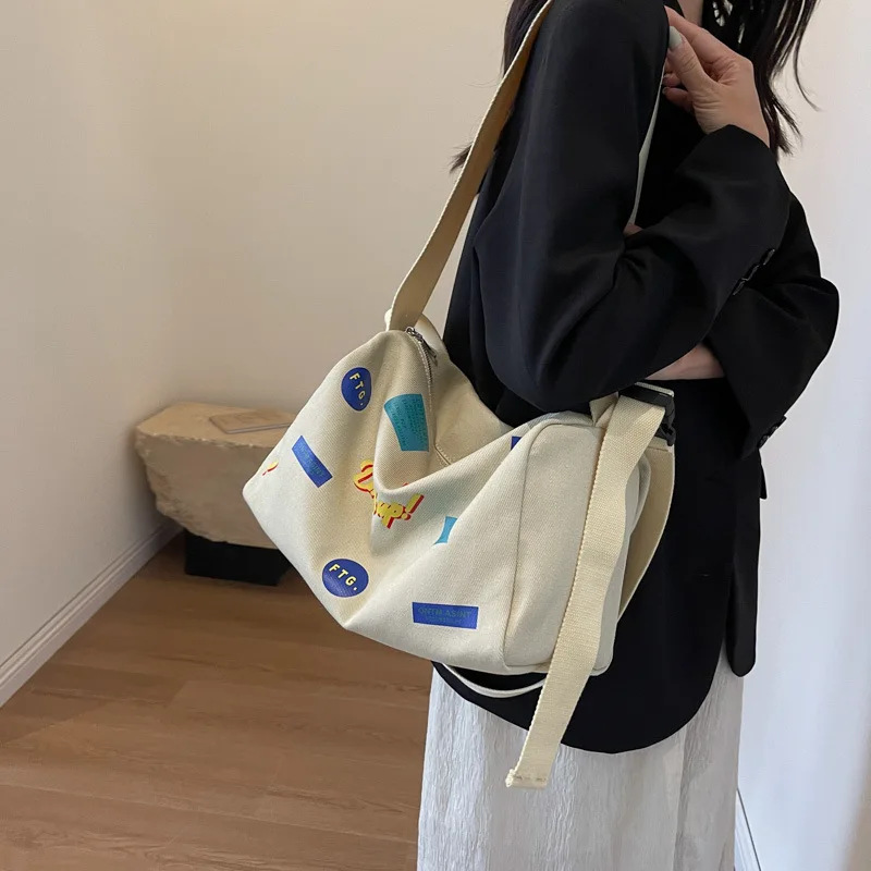 Fashion Minimalist Tote Bag, Spacious Shoulder Purse with Top Handle for Large Capacity Work Versatile, Everyday Crossbody Bags
Fashion Minimalist Tote Bag, Spacious Shoulder Purse with Top Handle for Large Capacity Work Versatile, Everyday Crossbody Bags