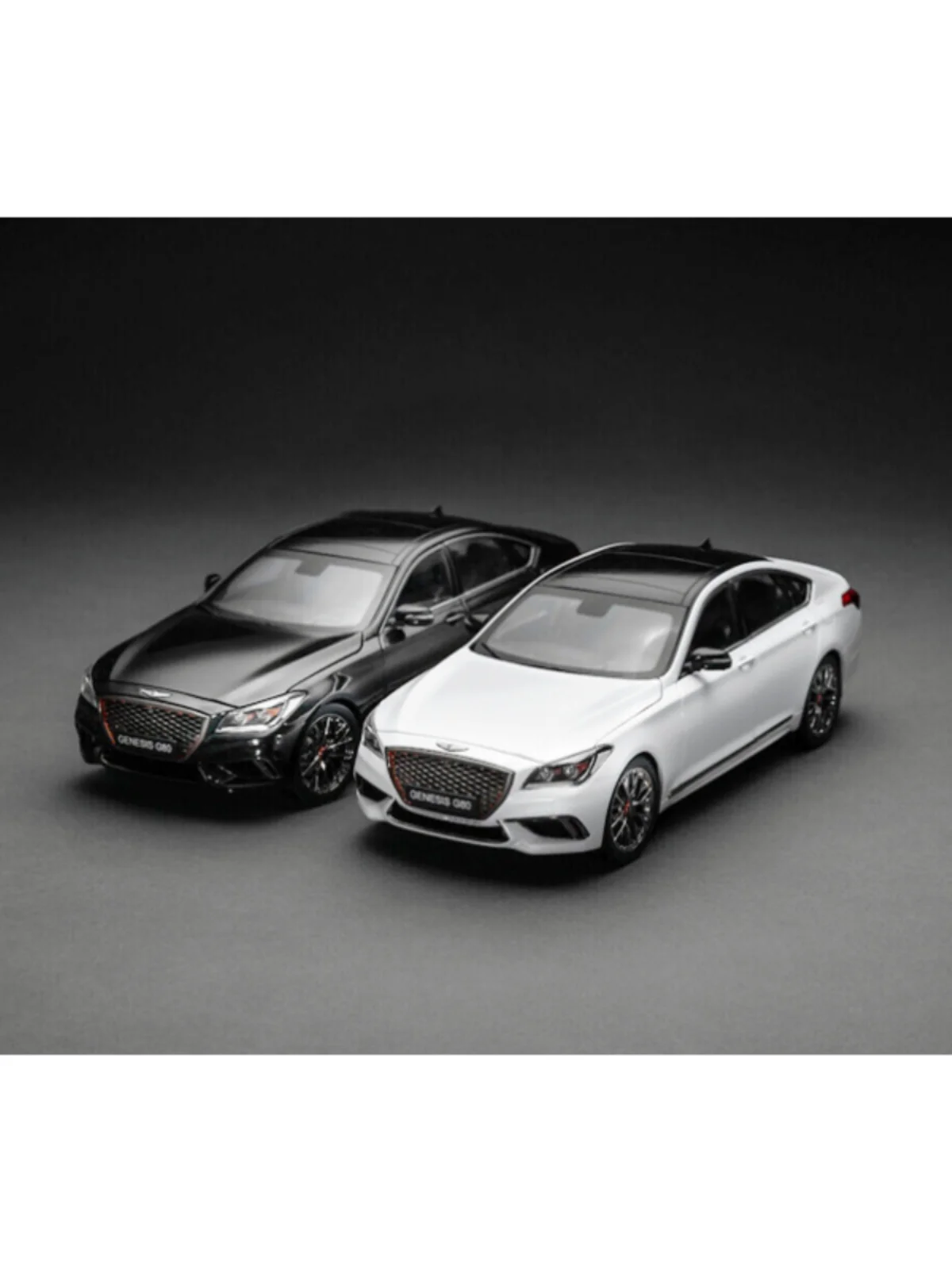 1:18 Полноразмерная модель автомобиля gionшкола Genesis G80 из высококачественного сплава
1:18 Полноразмерная модель автомобиля gionшкола Genesis G80 из высококачественного сплава