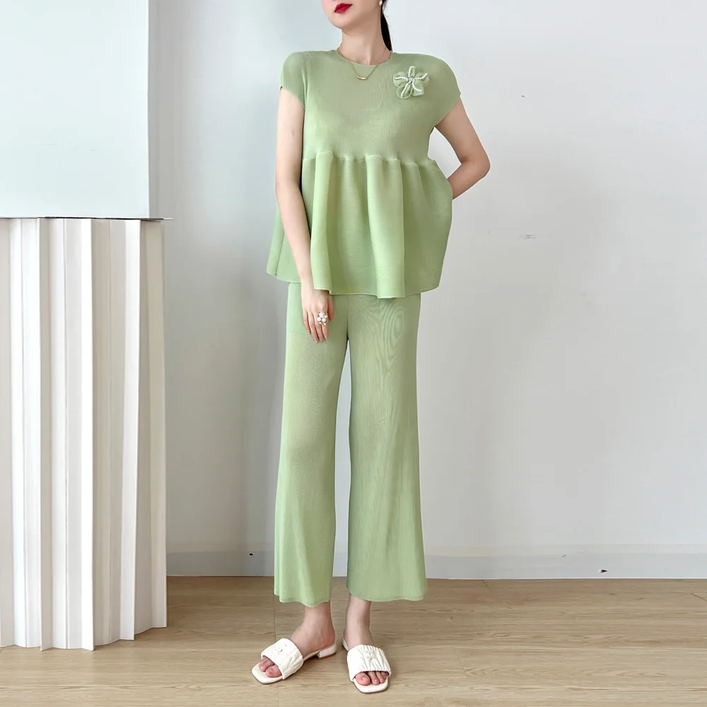 ALSEY Pleated Premium Sense Set Hundred Straight Pants Pure Colour Temperament Two Piece Casual Women's Suit 2025 Summer New
ALSEY Pleated Premium Sense Set Hundred Straight Pants Pure Colour Temperament Two Piece Casual Women's Suit 2025 Summer New