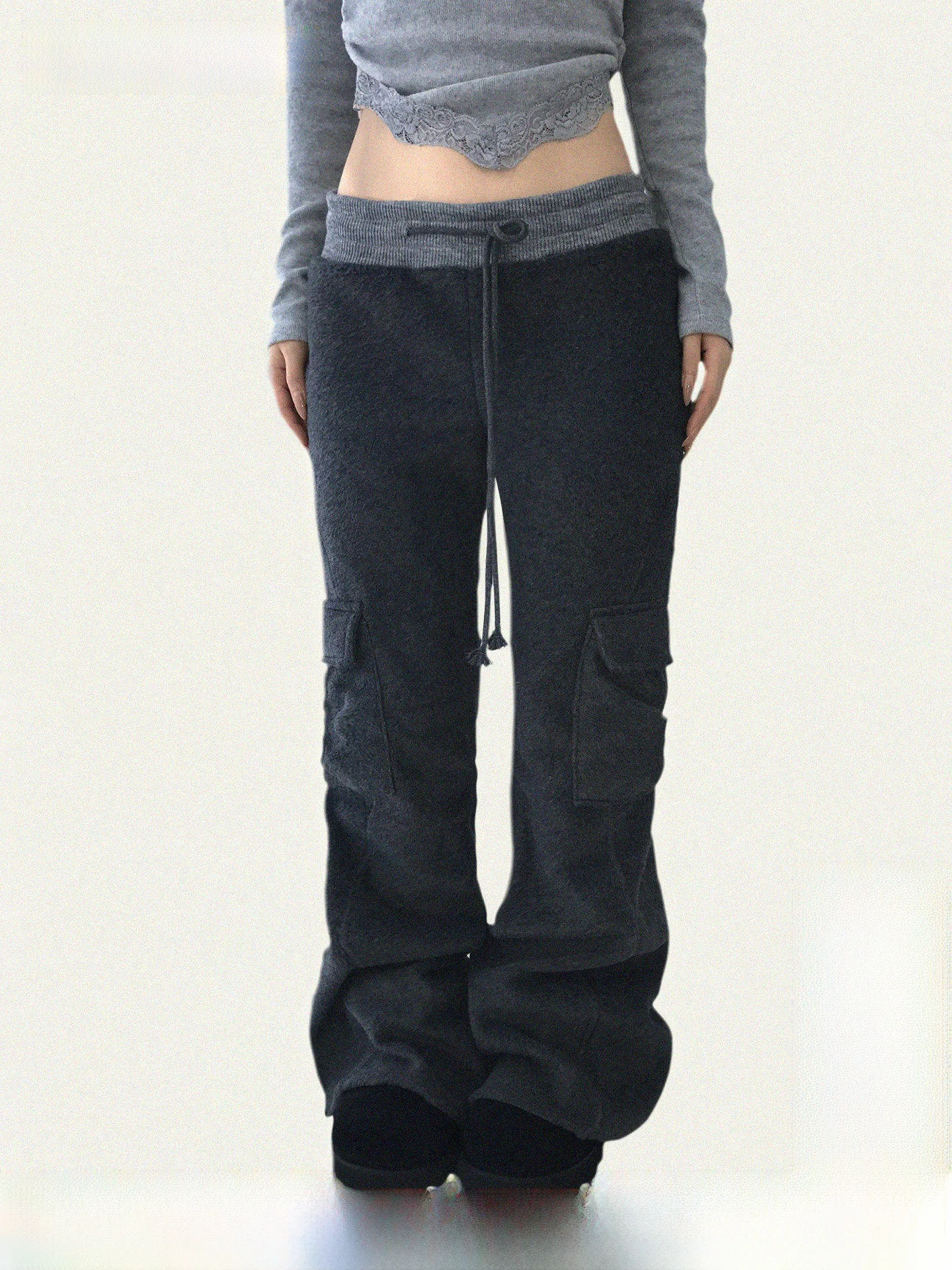 Женские повседневные брюки с низкой талией, прямого кроя, в стиле рабочей одежды, вязаные, с цветными блоками, облегающие, модные, из полиэстера и спандекса
Женские повседневные брюки с низкой талией, прямого кроя, в стиле рабочей одежды, вязаные, с цветными блоками, облегающие, модные, из полиэстера и спандекса