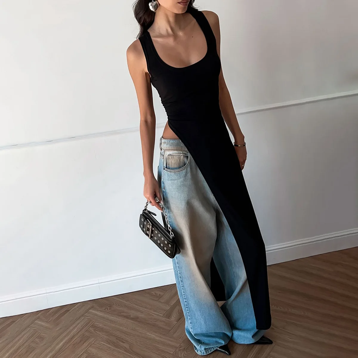 Summer Sexy Long Dresses for Women Fashion Street Design Personalized Slim Split Shoulder Strap Dresses
Summer Sexy Long Dresses for Women Fashion Street Design Personalized Slim Split Shoulder Strap Dresses