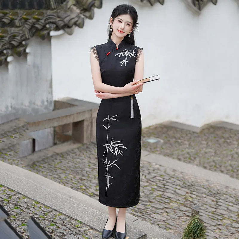 Sleeveless Black Chinese Style Long Cheongsam Improvement Youth 2025 New Women's Retro Summer Dress Qipao
Sleeveless Black Chinese Style Long Cheongsam Improvement Youth 2025 New Women's Retro Summer Dress Qipao
