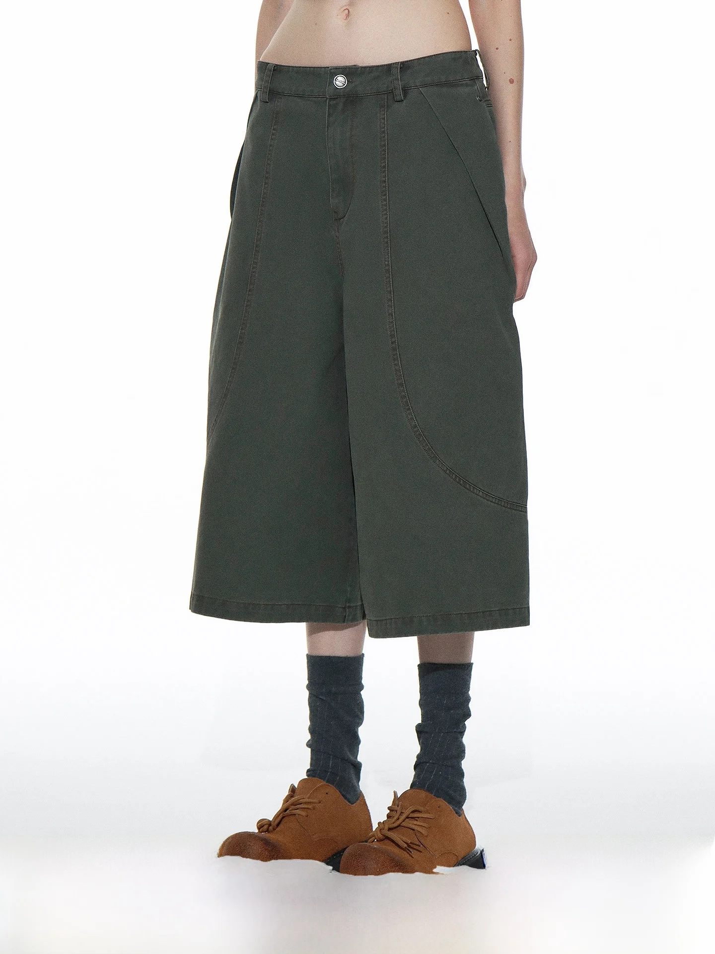 TearOcean Workwear Bermuda Loose Fit Casual Pants Women's Casual Trousers Cotton Straight Leg Spring Season Fashion
TearOcean Workwear Bermuda Loose Fit Casual Pants Women's Casual Trousers Cotton Straight Leg Spring Season Fashion