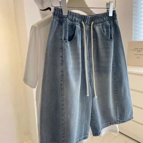 2026 New Korean Style Plus Size Denim Shorts Women's Loose Waist Slimming Wide Leg Casual Mid-Length Pants Summer
2026 New Korean Style Plus Size Denim Shorts Women's Loose Waist Slimming Wide Leg Casual Mid-Length Pants Summer