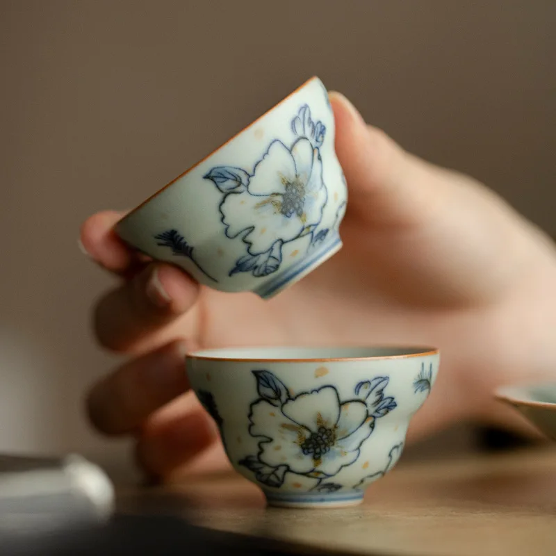 Hand-painted Underglaze Teacups Chinese Kung Fu Tea Set Retro Vintage Master Cups Houesehold Teaware Tasting Mugs Tea Ceremony
Hand-painted Underglaze Teacups Chinese Kung Fu Tea Set Retro Vintage Master Cups Houesehold Teaware Tasting Mugs Tea Ceremony