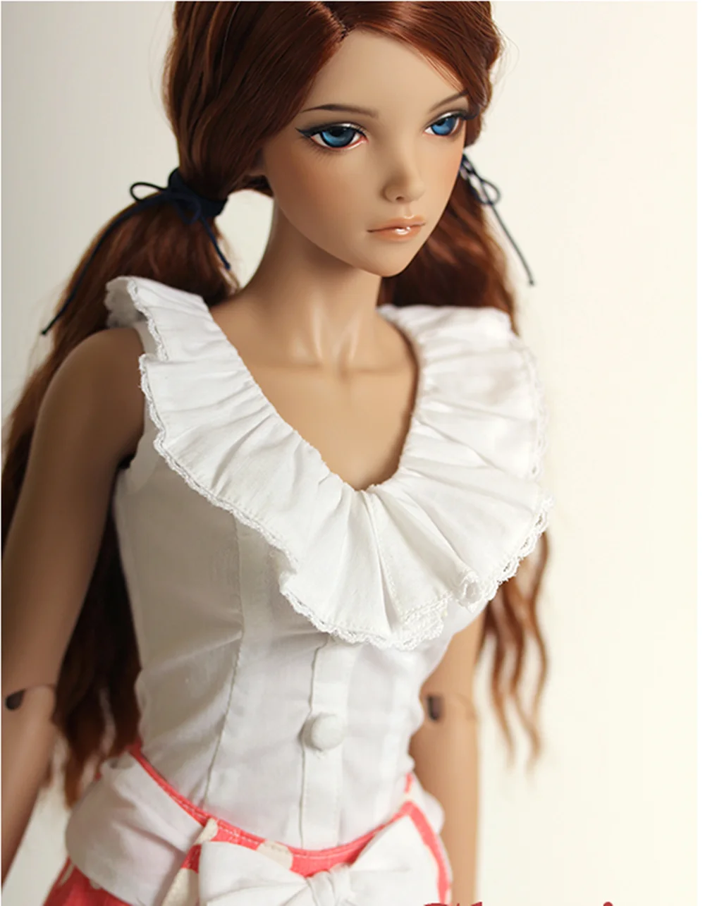Новая кукла Cherie Tan Skin 1/3bjd, тонкая девушка премиум-класса, подарок из смолы, точечный макияж, бесплатная доставка
Новая кукла Cherie Tan Skin 1/3bjd, тонкая девушка премиум-класса, подарок из смолы, точечный макияж, бесплатная доставка