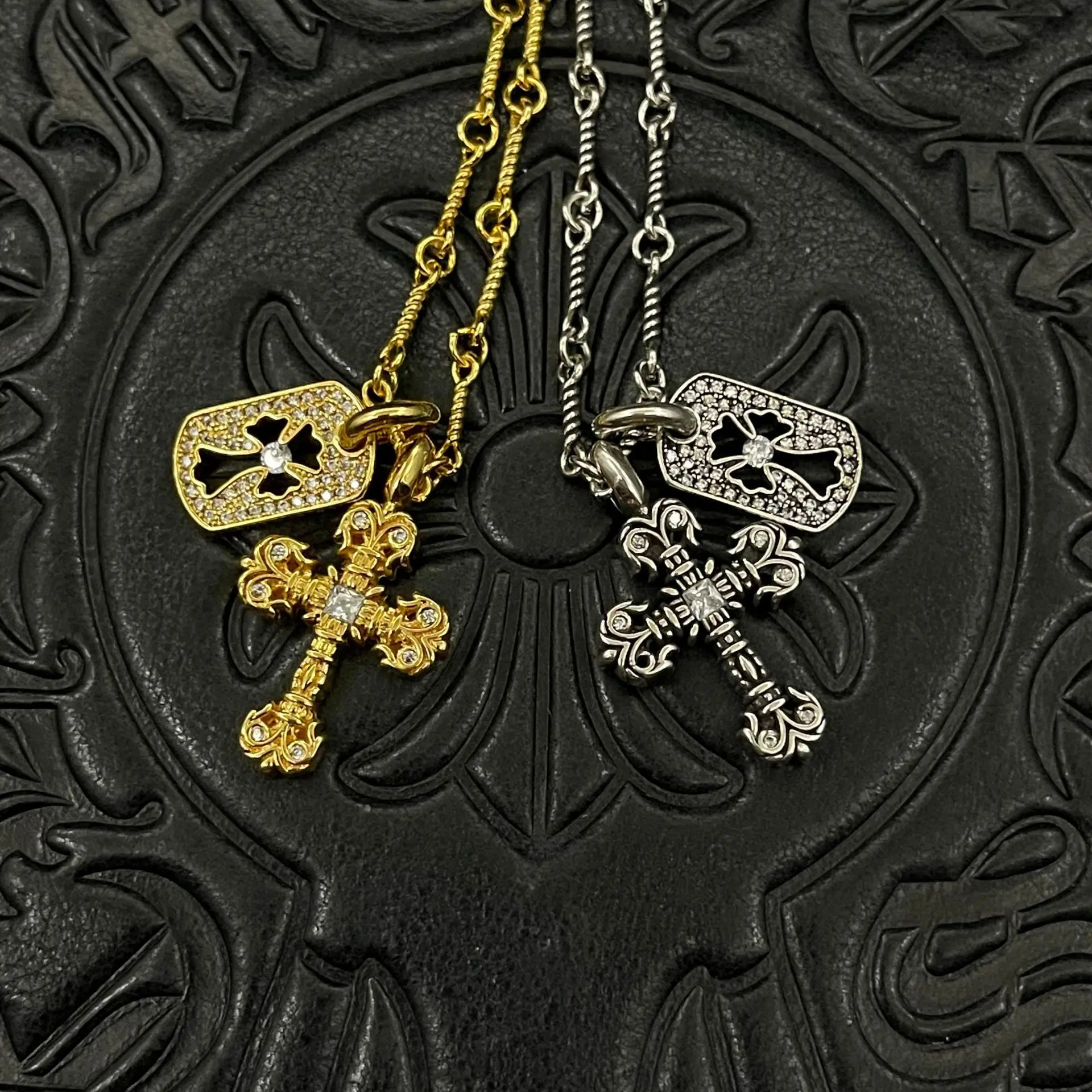 S925 Pure Silver Thai silver-plated 22K gold flame cross full diamond tag double pendant necklace cross-border sweater chain
S925 Pure Silver Thai silver-plated 22K gold flame cross full diamond tag double pendant necklace cross-border sweater chain